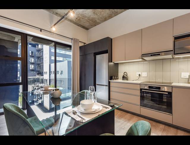 1 BEDROOM APARTMENT FOR SALE IN SANDOWN